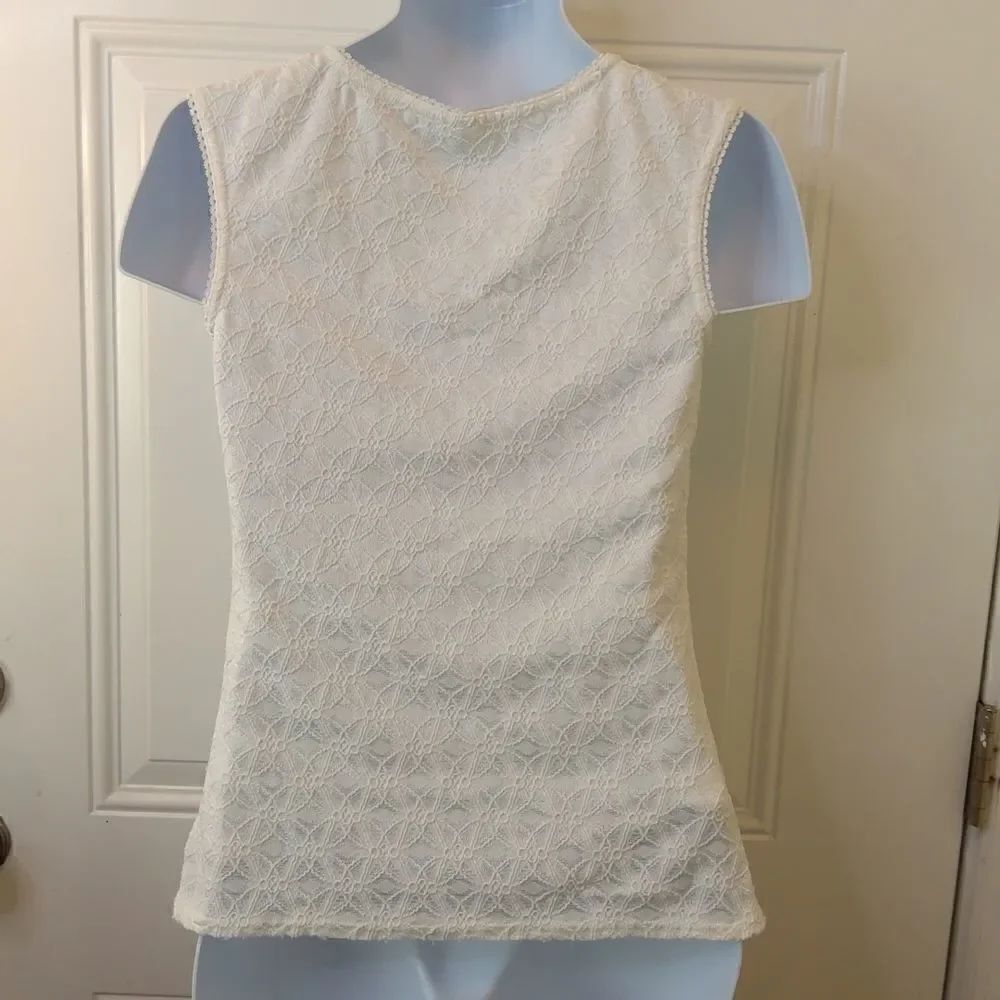 Wrapper White lace fully lined tank top - Picture 6 of 8